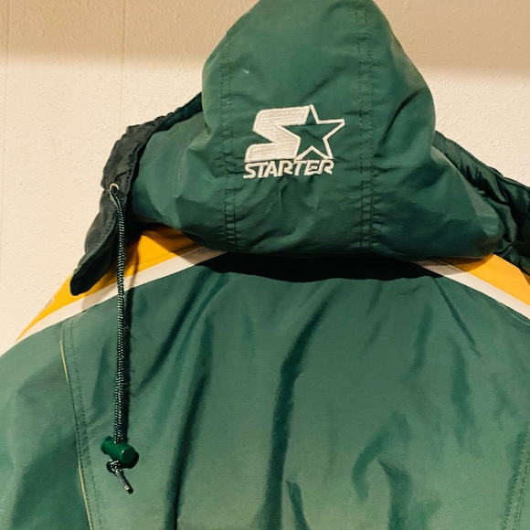 Vintage STARTER Green Bay Packers Long puffer Jacket - Picture 6 of 15